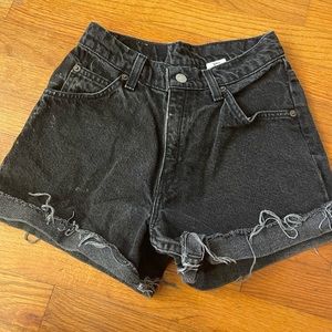 Orange tab Levi shorts